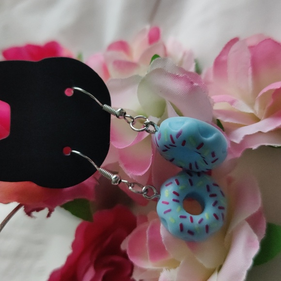 Donuts Earrings Handmade Light Blue - Picture 4 of 5